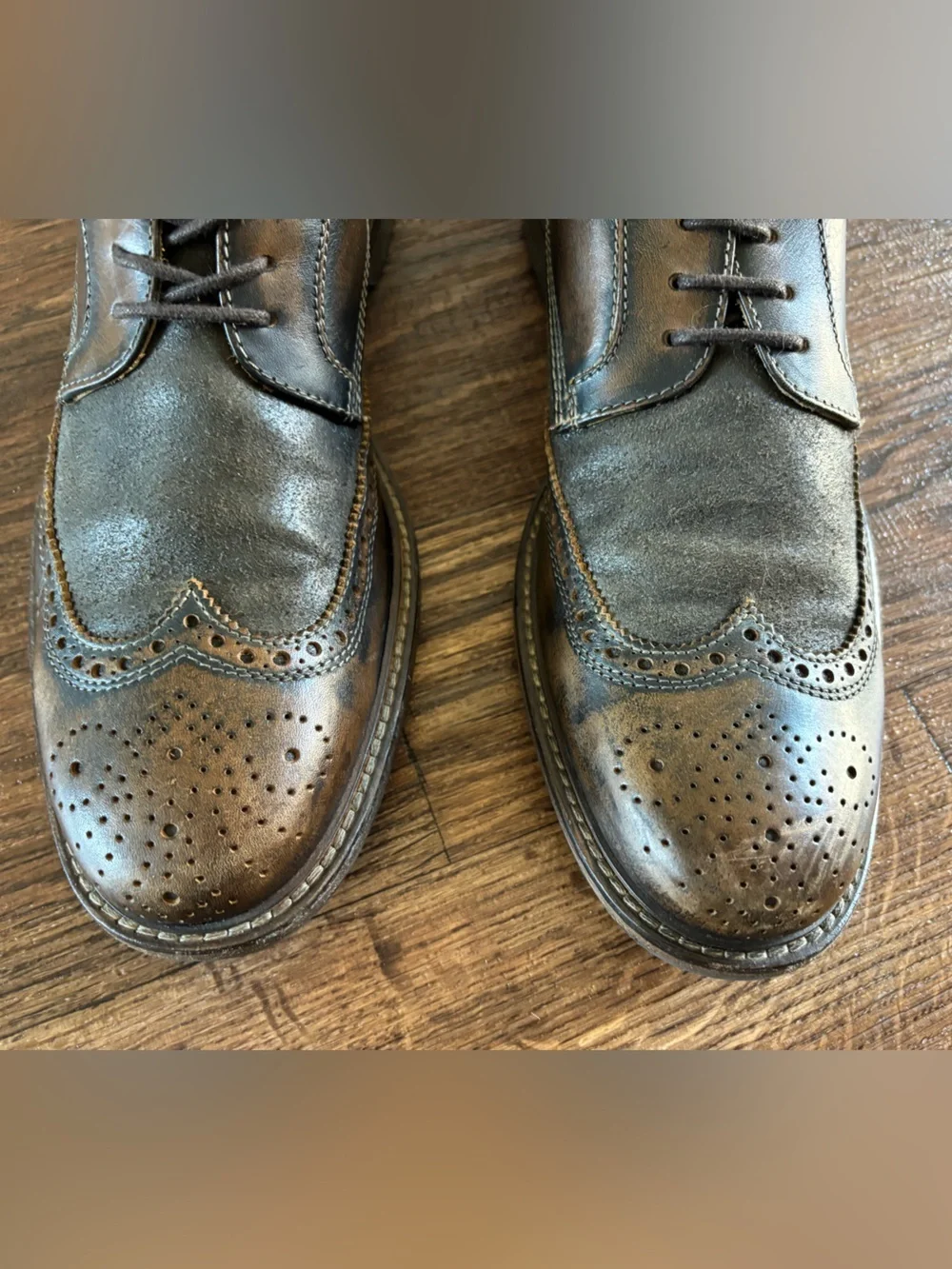 John Varvatos College Distressed Leather Wingtip Derby Oxfords 9.5